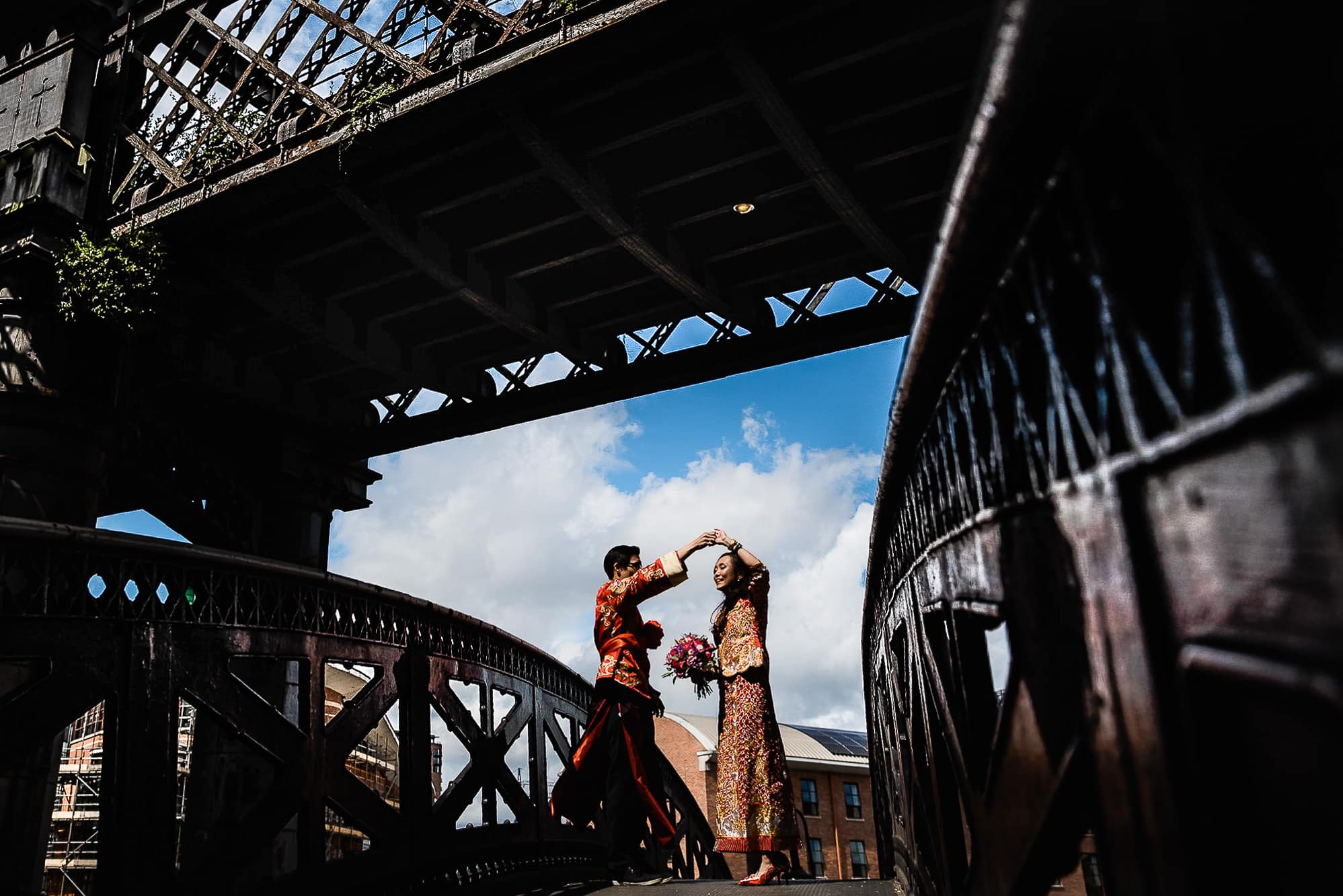 Chinese Wedding Photography | Manchester | Ray & Julie 24 Dancing at Castlefield