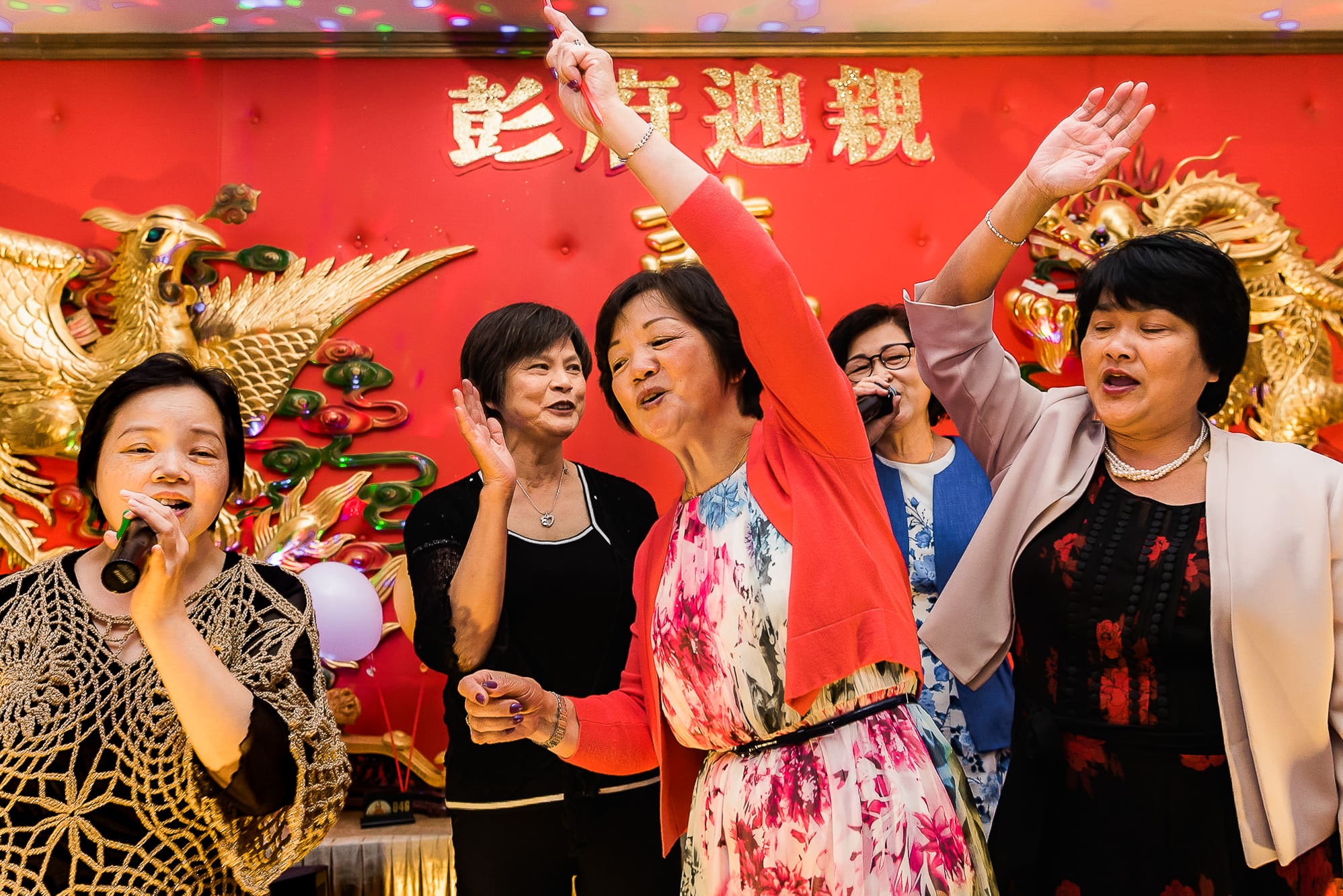 Chinese Wedding Photography | Manchester | Ray & Julie 36 Singing Karaoke