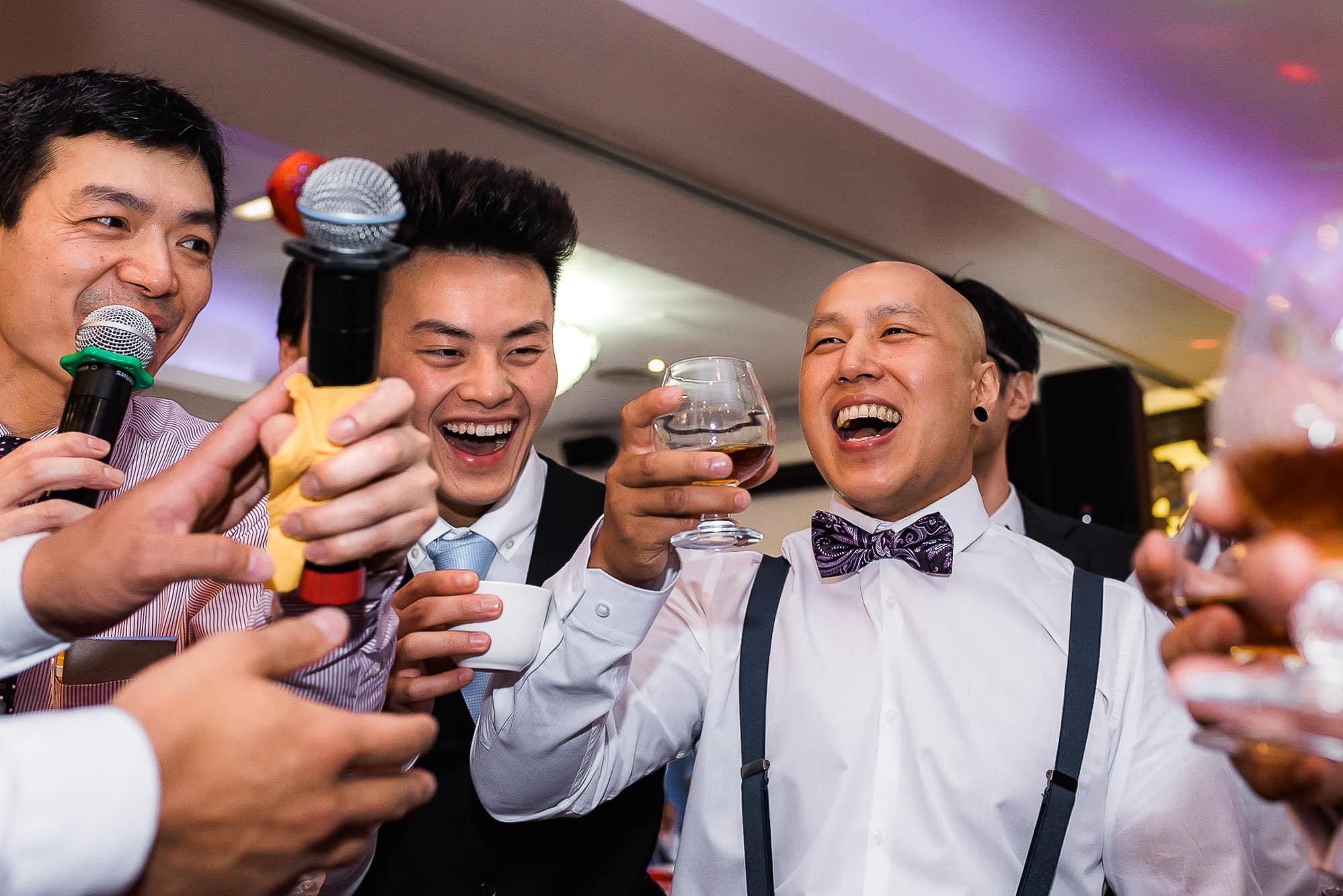 Chinese Wedding Photography | Manchester | Ray & Julie 38 Celebration drinks