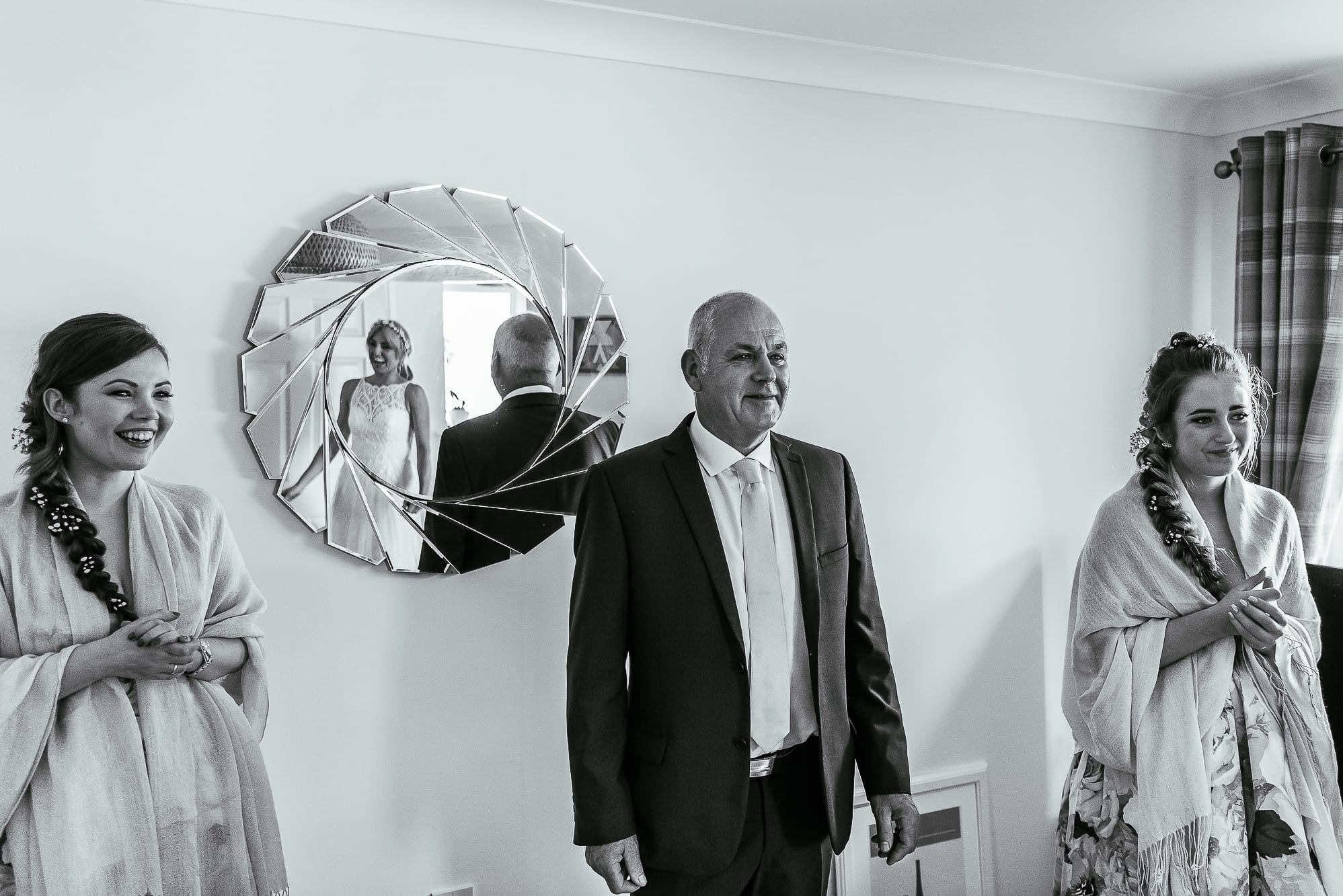 first look between father of bride and bride