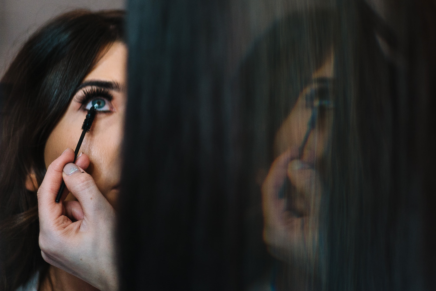 Sandhole Oak Barn Wedding Photography 11 bride having her make up done