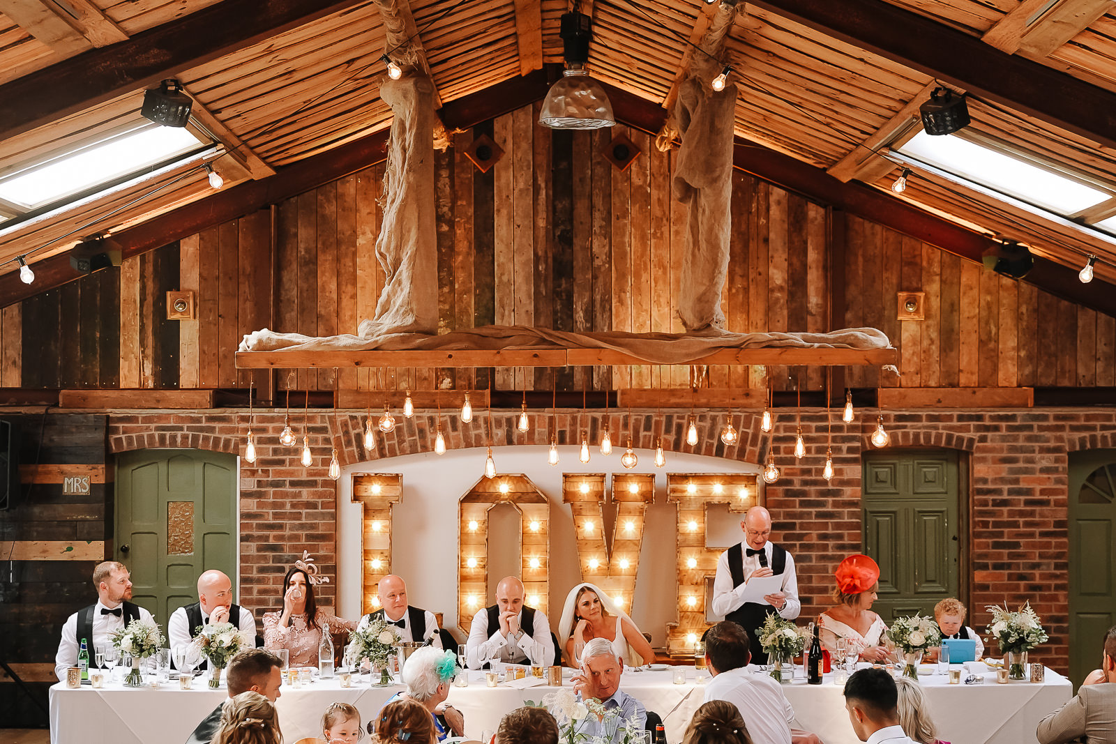 Owen House Wedding Barn 36 Owen House Wedding Barn Emily Joe 38